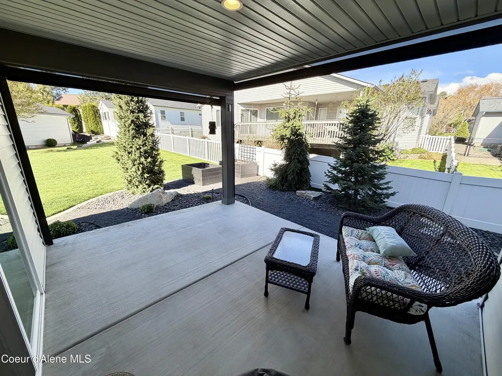 8493 N Retirewood Court Hayden ID 83835