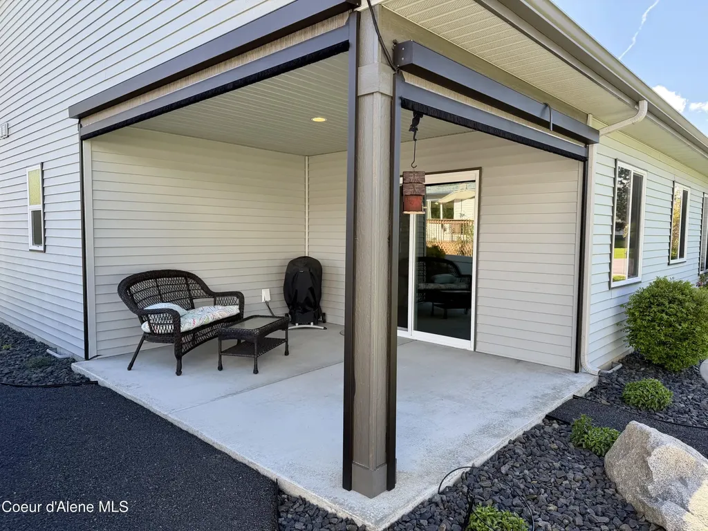 8493 N Retirewood Court Hayden ID 83835