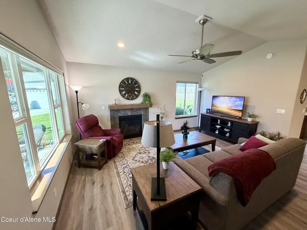 8493 N Retirewood Court Hayden ID 83835