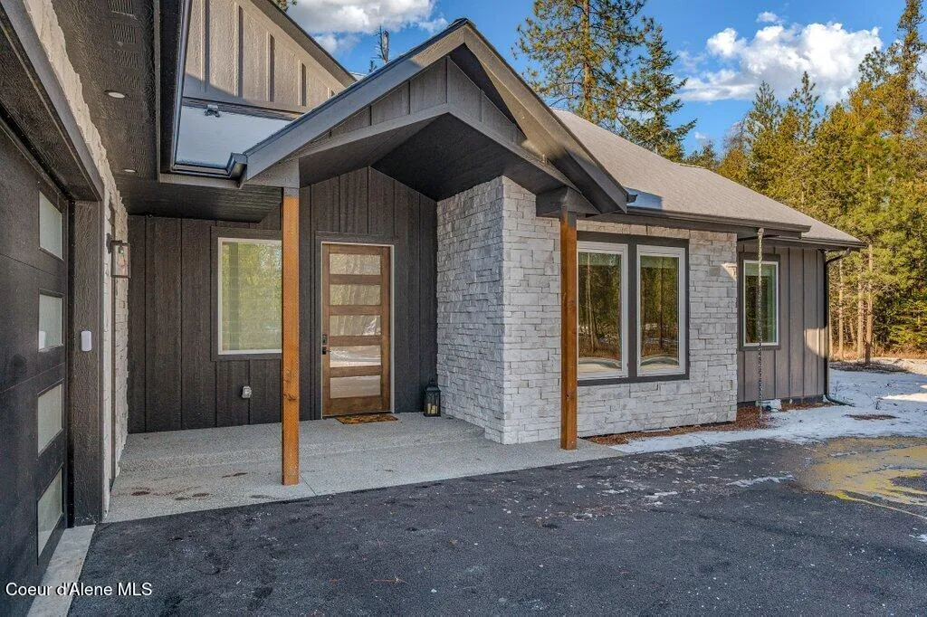 17011 N Wilkinson Road Rathdrum ID 83858