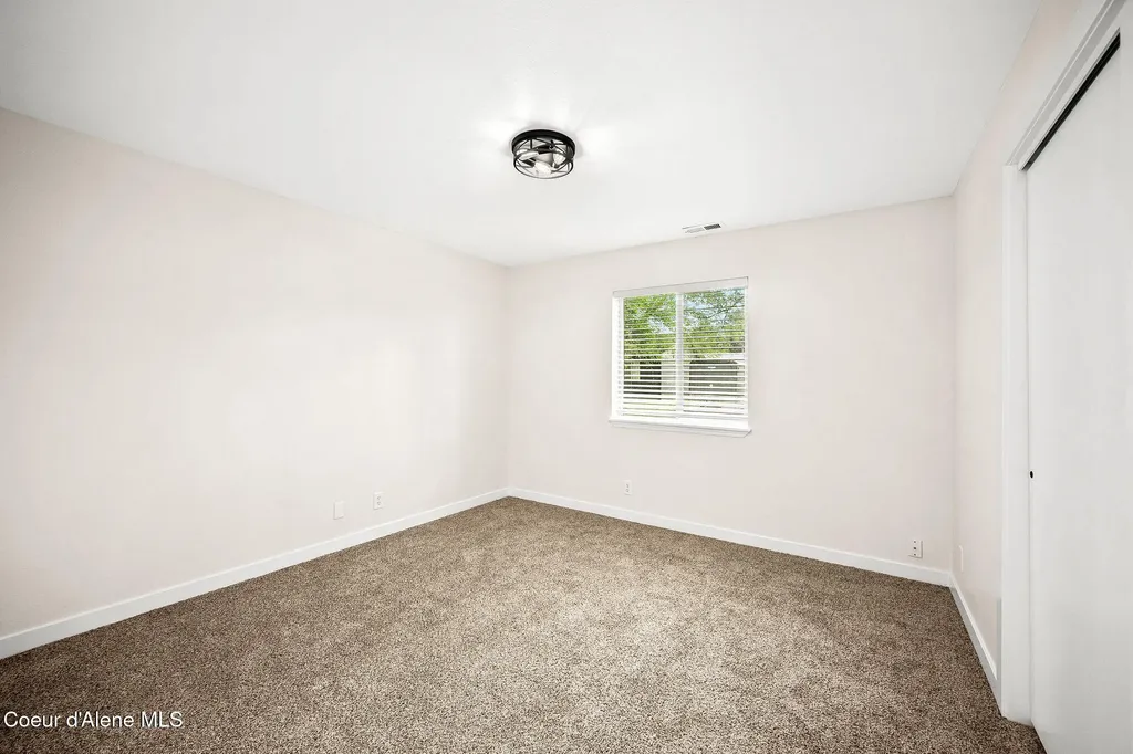 1717 Main St A&b Sandpoint ID 83864