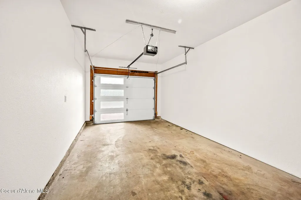 1717 Main St A&b Sandpoint ID 83864
