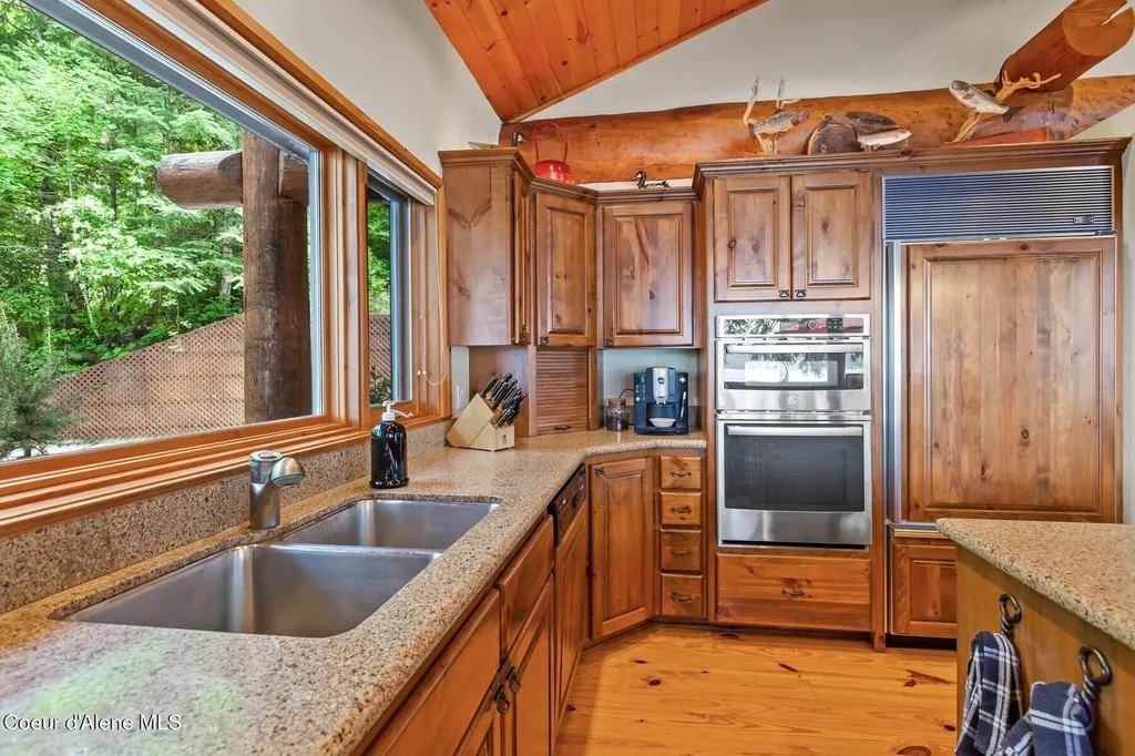 360 E Ganos Lane Harrison ID 83833