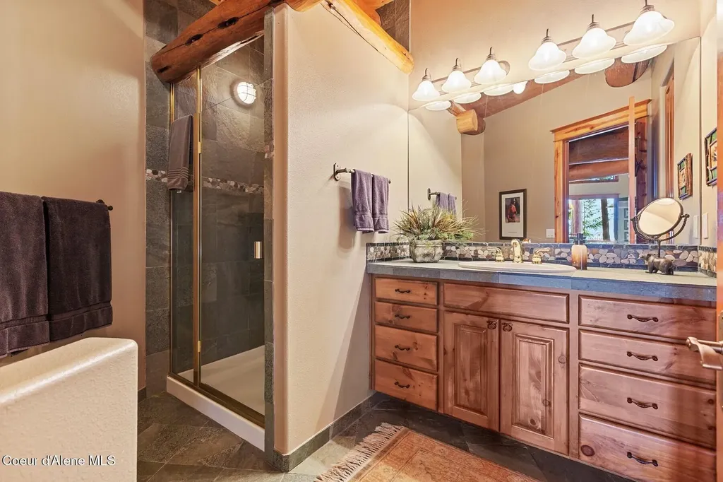 360 E Ganos Lane Harrison ID 83833