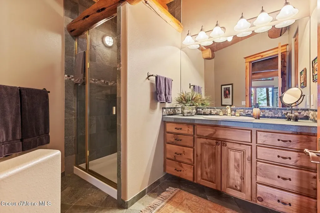 360 E Ganos Lane Harrison ID 83833