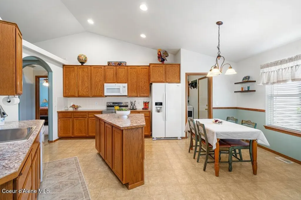 8297 N Ainsworth Drive Hayden ID 83835