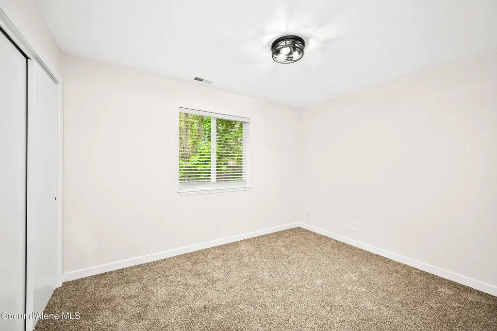 1715 Main St A&b Sandpoint ID 83864