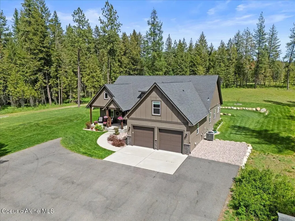 5055 W Whipsaw Lane Rathdrum ID 83858