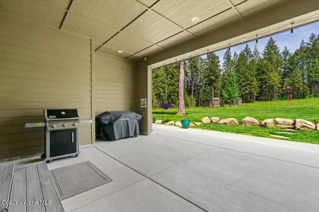5055 W Whipsaw Lane Rathdrum ID 83858