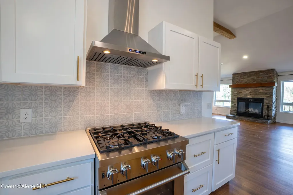 1588 Sunrise Road Bonners Ferry ID 83805