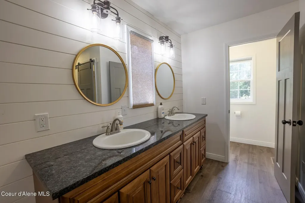 1588 Sunrise Road Bonners Ferry ID 83805