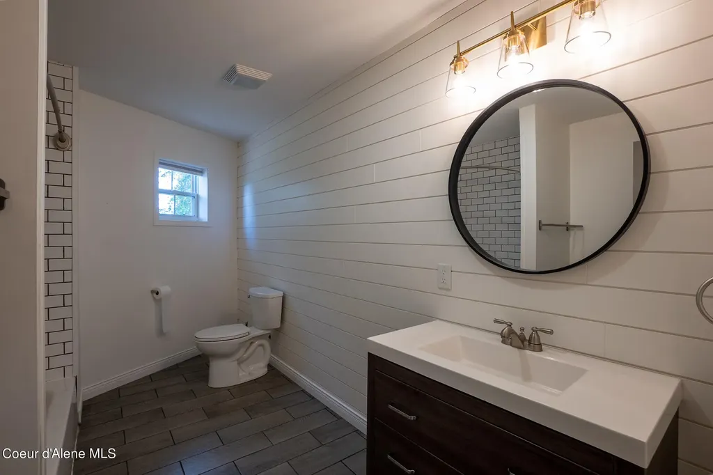 1588 Sunrise Road Bonners Ferry ID 83805