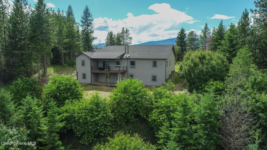 1588 Sunrise Road Bonners Ferry ID 83805