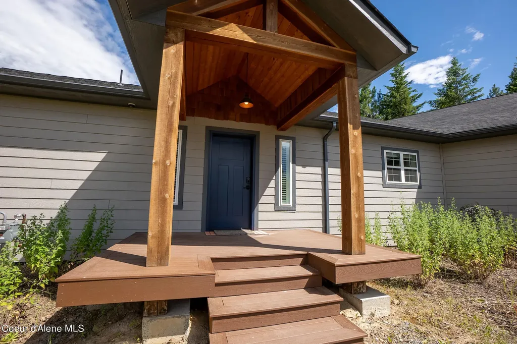 1588 Sunrise Road Bonners Ferry ID 83805