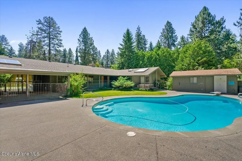 9603 N Strahorn Road Hayden Lake ID 83835