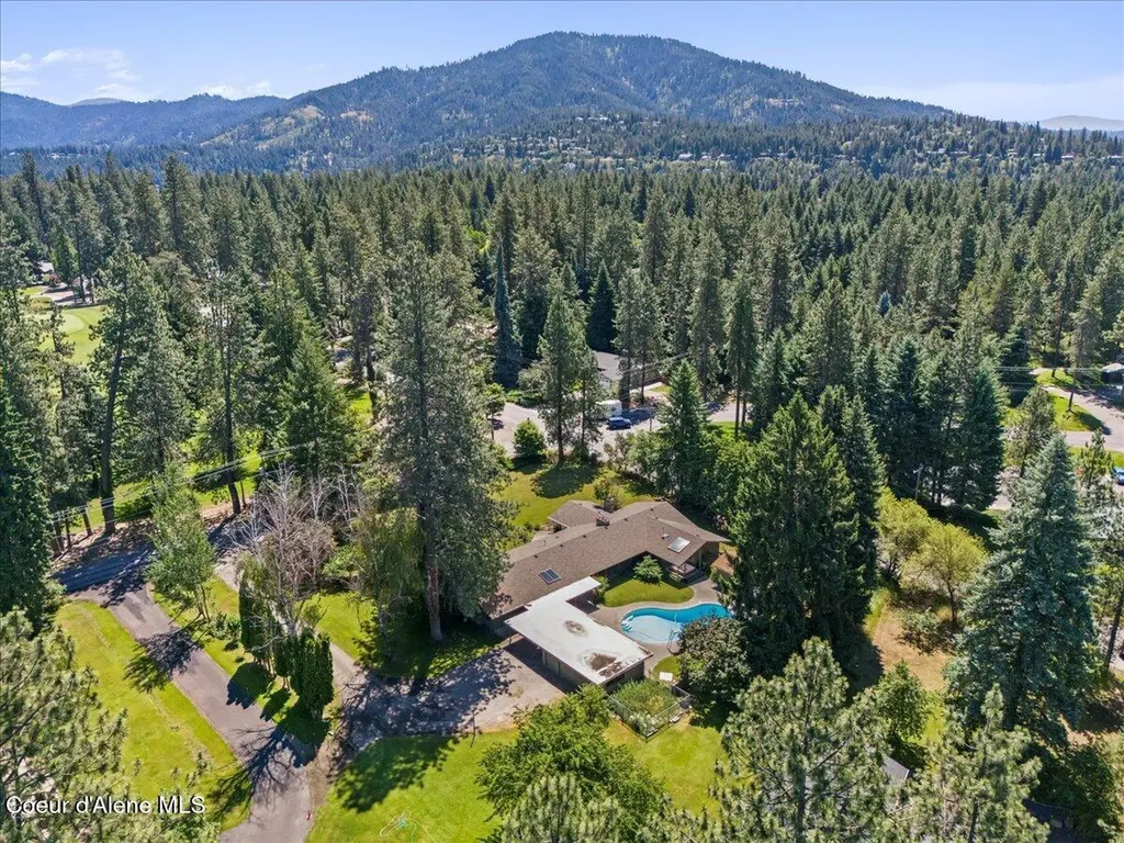 9603 N Strahorn Road Hayden Lake ID 83835