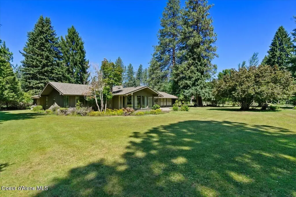 9603 N Strahorn Road Hayden Lake ID 83835