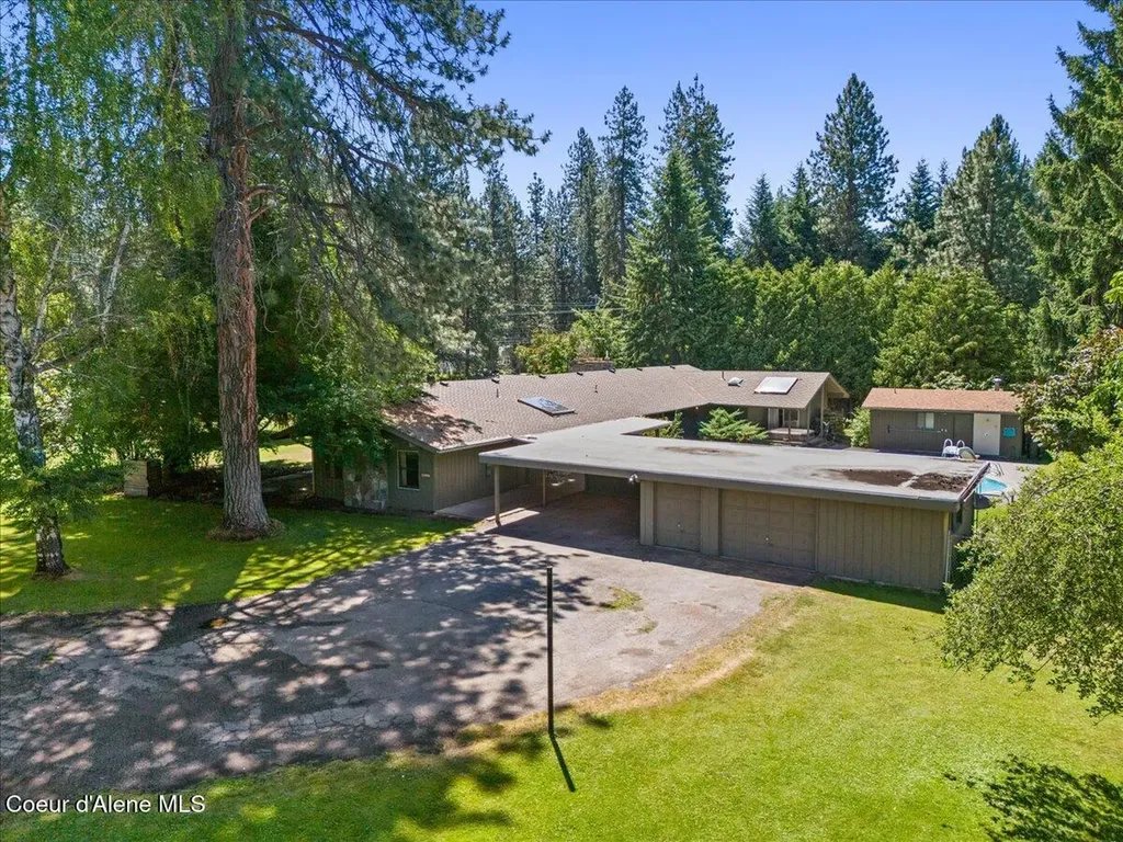 9603 N Strahorn Road Hayden Lake ID 83835