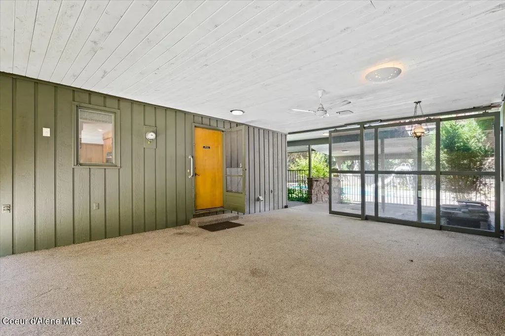 9603 N Strahorn Road Hayden Lake ID 83835
