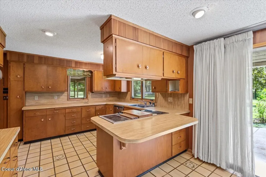 9603 N Strahorn Road Hayden Lake ID 83835
