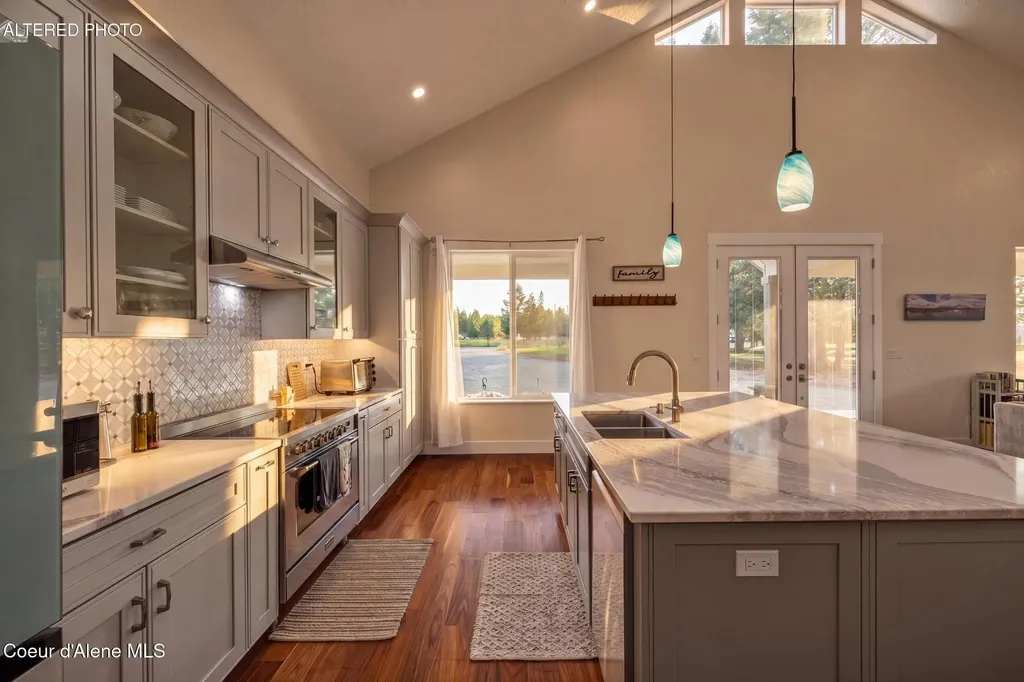 7044 E Tellum Avenue Athol ID 83801