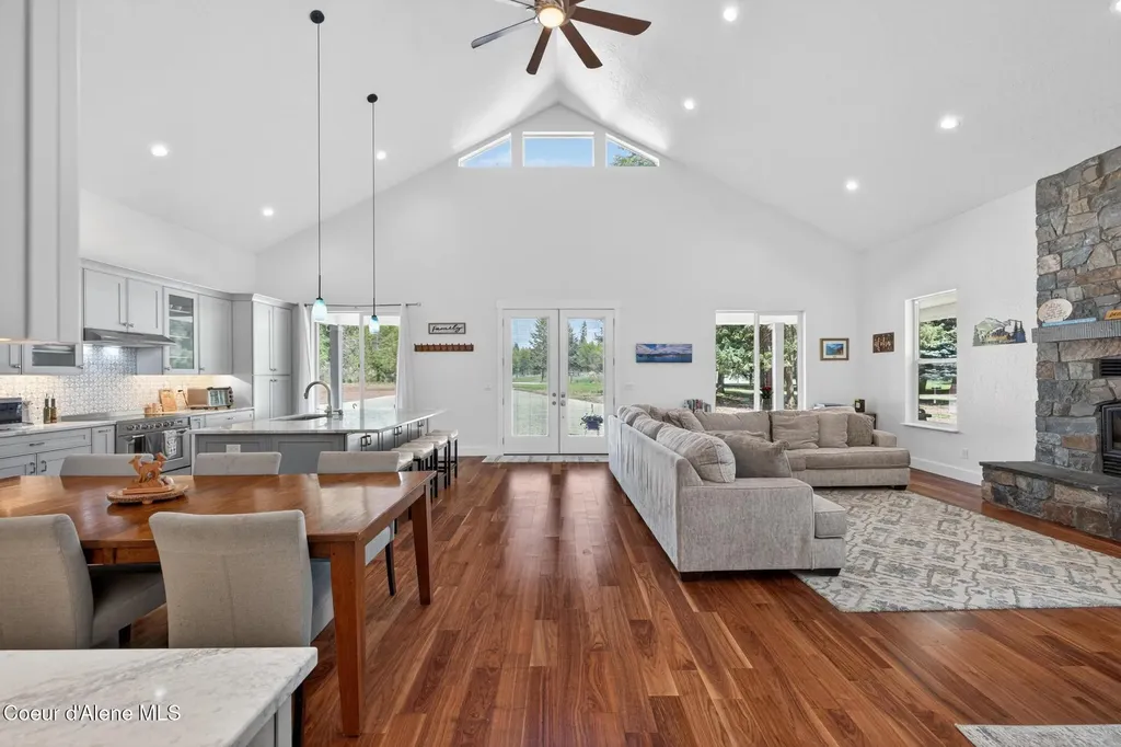 7044 E Tellum Avenue Athol ID 83801