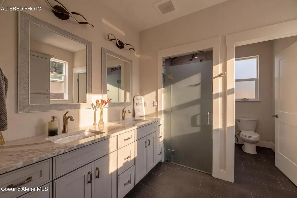 7044 E Tellum Avenue Athol ID 83801
