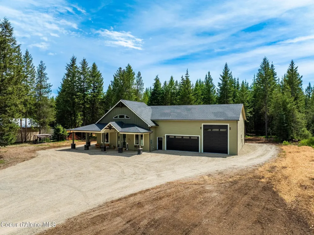 7044 E Tellum Avenue Athol ID 83801