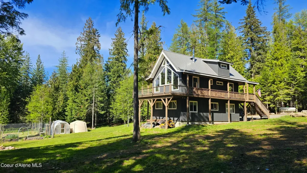 289 Providence Lake Loop Sagle ID 83860