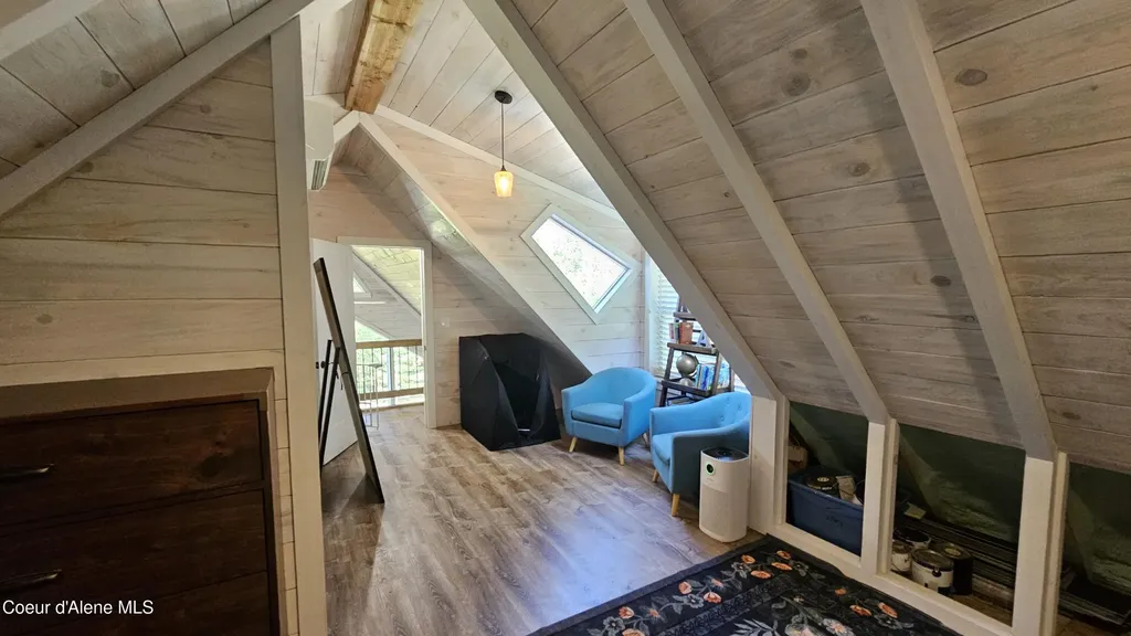 289 Providence Lake Loop Sagle ID 83860
