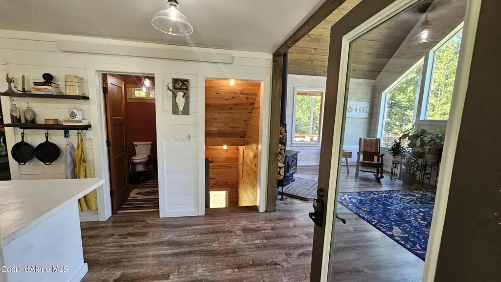 289 Providence Lake Loop Sagle ID 83860