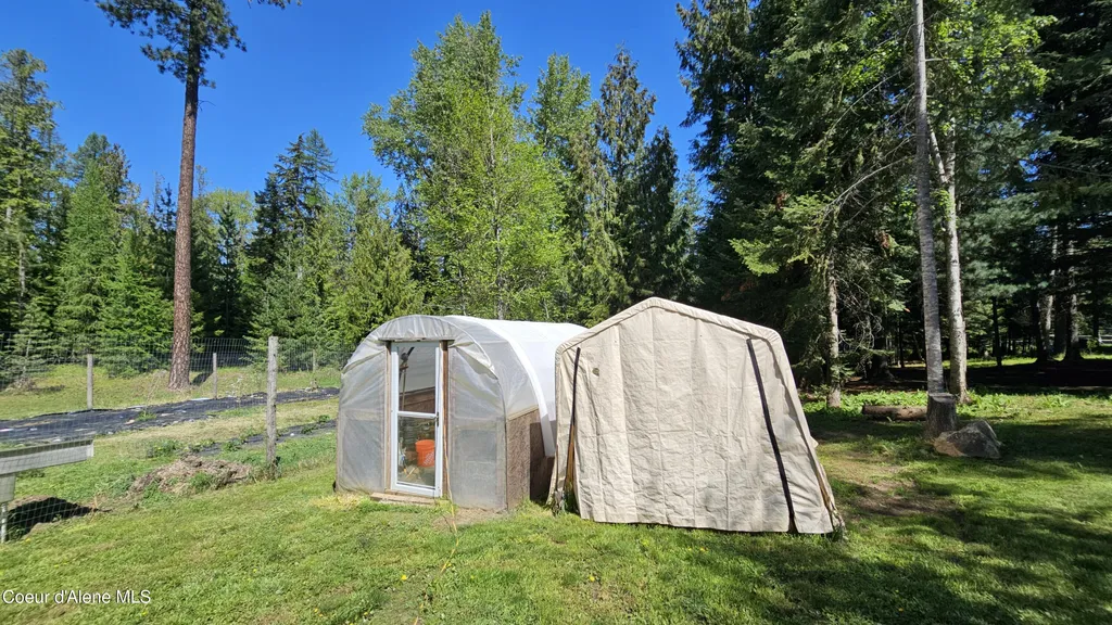 289 Providence Lake Loop Sagle ID 83860