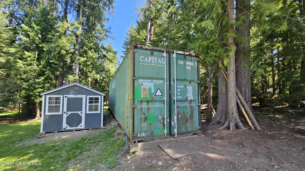 289 Providence Lake Loop Sagle ID 83860