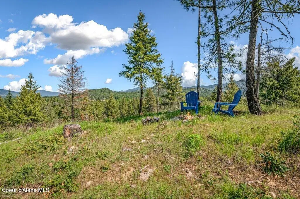 3183 Eastside Road Priest River ID 83856