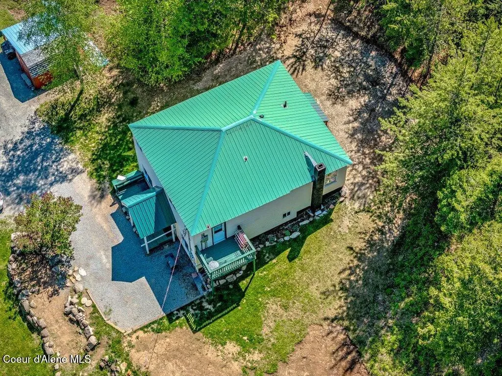 3183 Eastside Road Priest River ID 83856