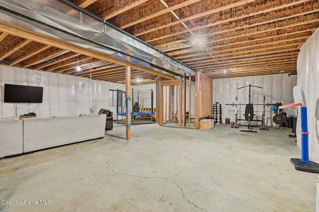 611 W Willapa Avenue Spokane WA 99224