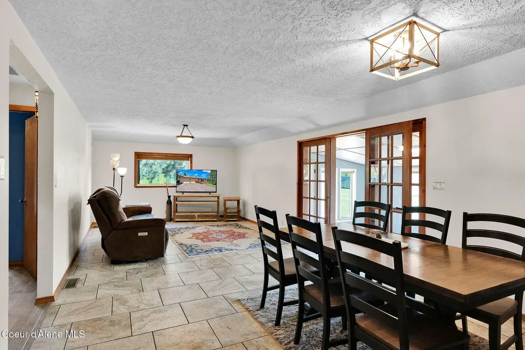 71 Maple Street Moyie Springs ID 83845