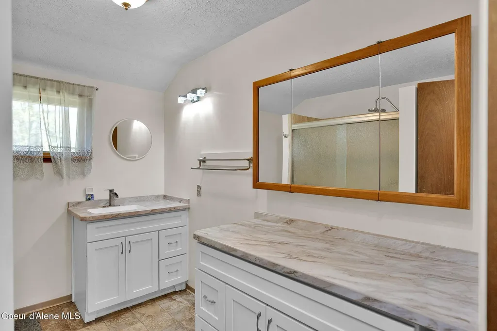 71 Maple Street Moyie Springs ID 83845