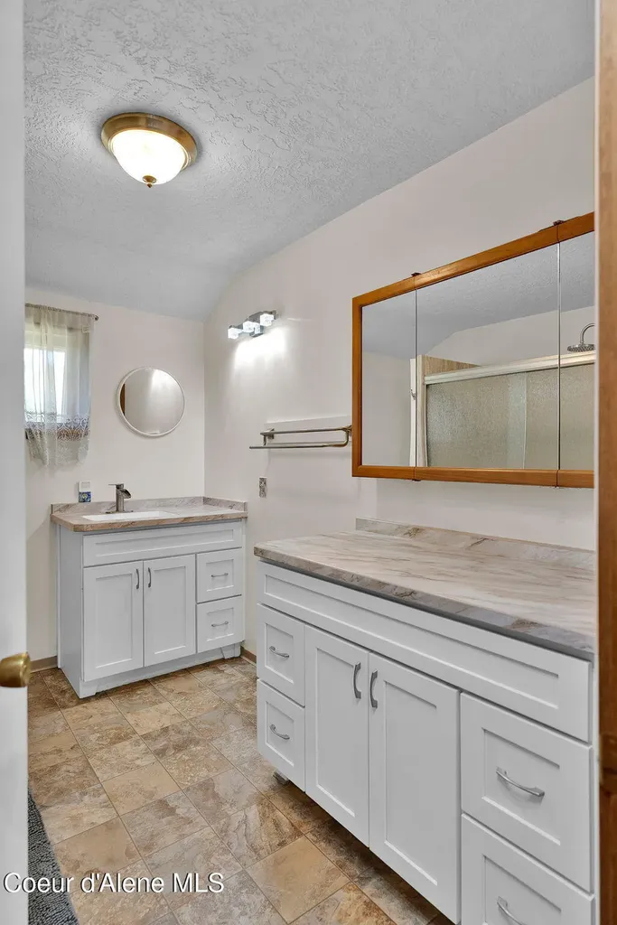 71 Maple Street Moyie Springs ID 83845