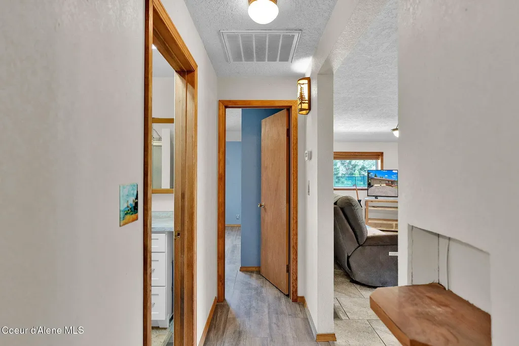 71 Maple Street Moyie Springs ID 83845