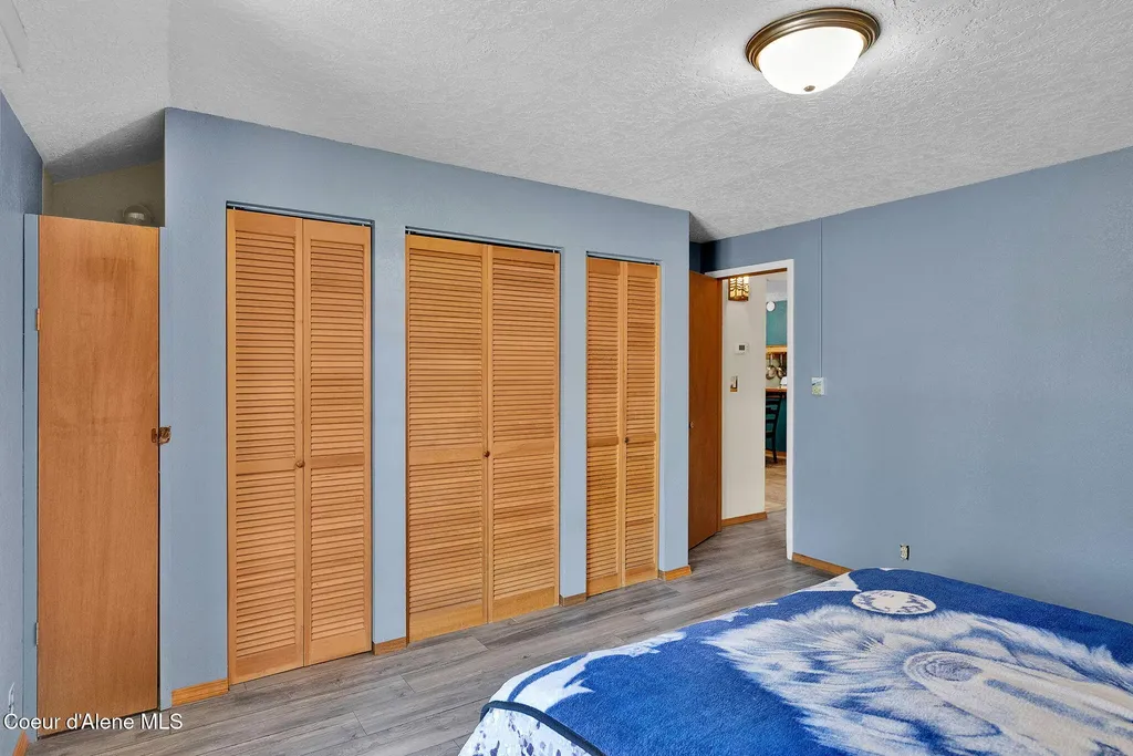 71 Maple Street Moyie Springs ID 83845