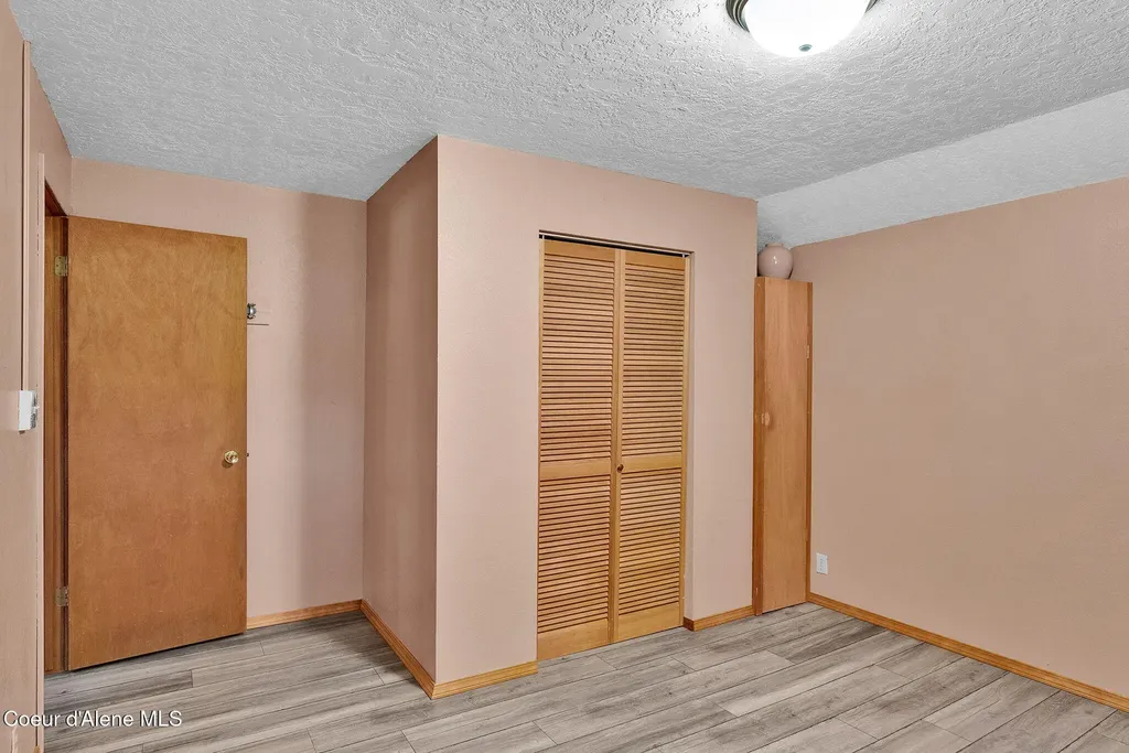 71 Maple Street Moyie Springs ID 83845