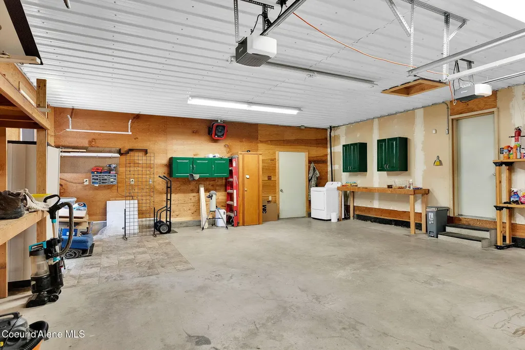 71 Maple Street Moyie Springs ID 83845