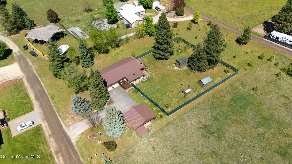 71 Maple Street Moyie Springs ID 83845