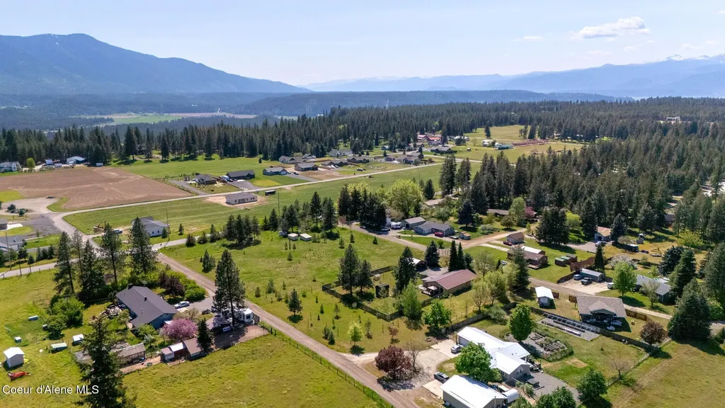71 Maple Street Moyie Springs ID 83845