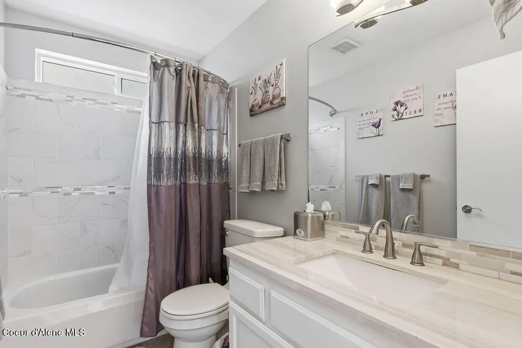 2413 N Stagecoach Drive Post Falls ID 83854