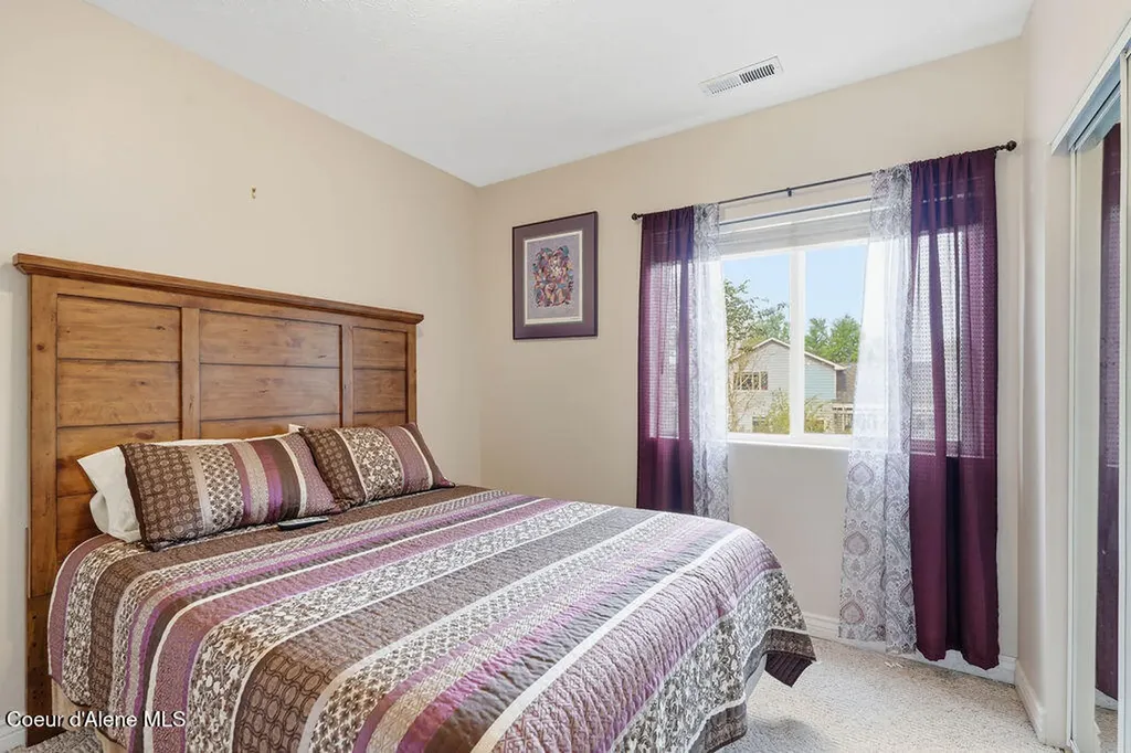 2413 N Stagecoach Drive Post Falls ID 83854