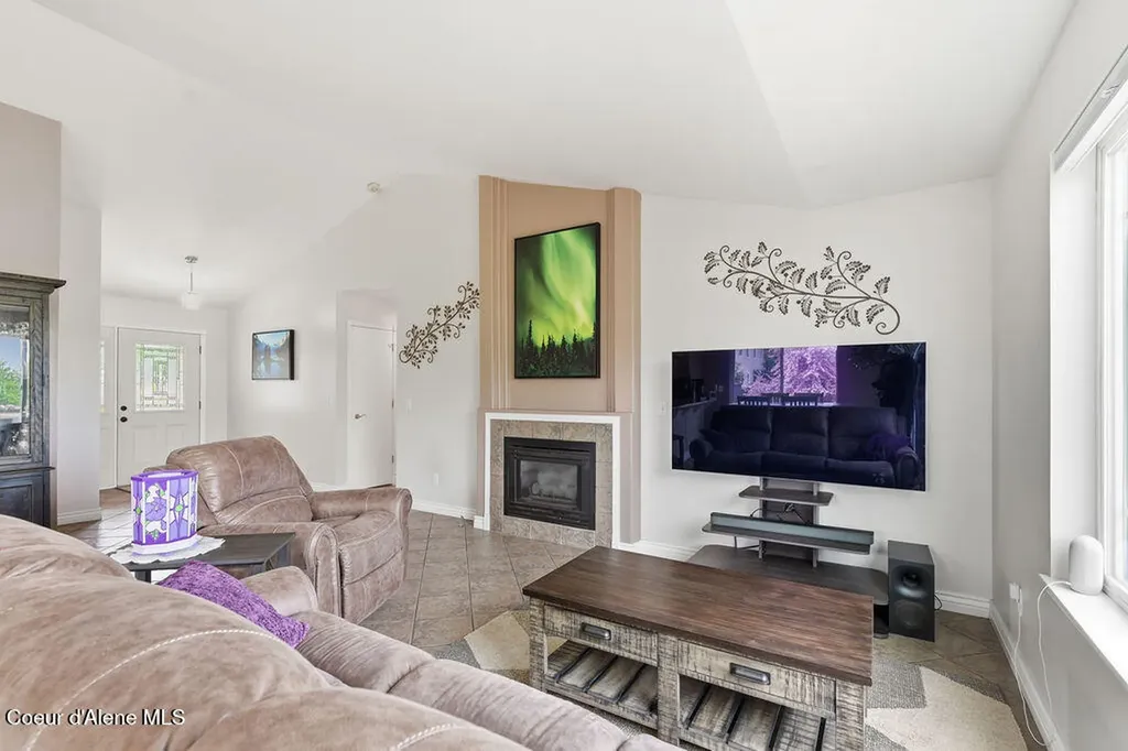 2413 N Stagecoach Drive Post Falls ID 83854