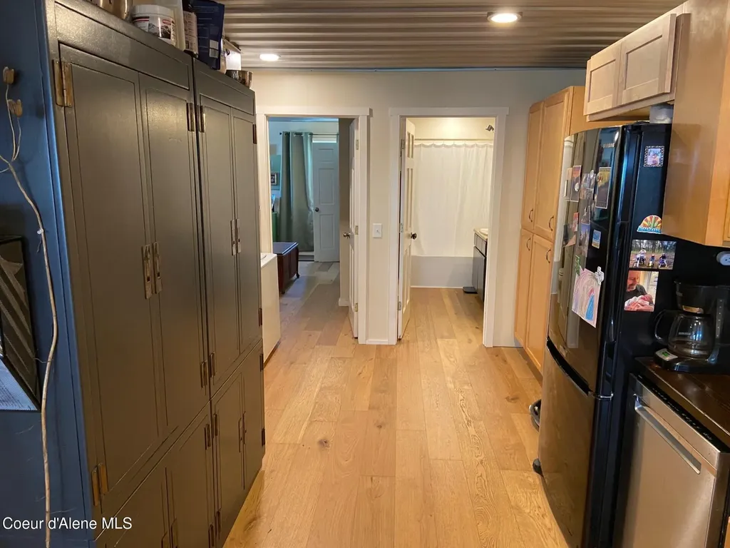 509977 U.s. 95 Bonners Ferry ID 83805