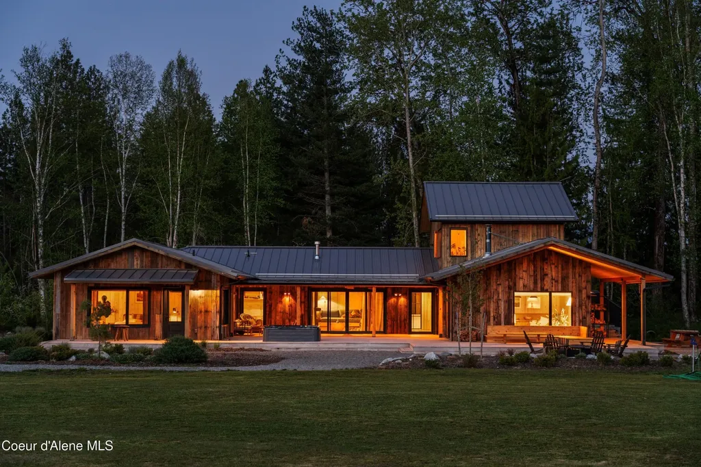 202 Siskin Lane Sandpoint ID 83864